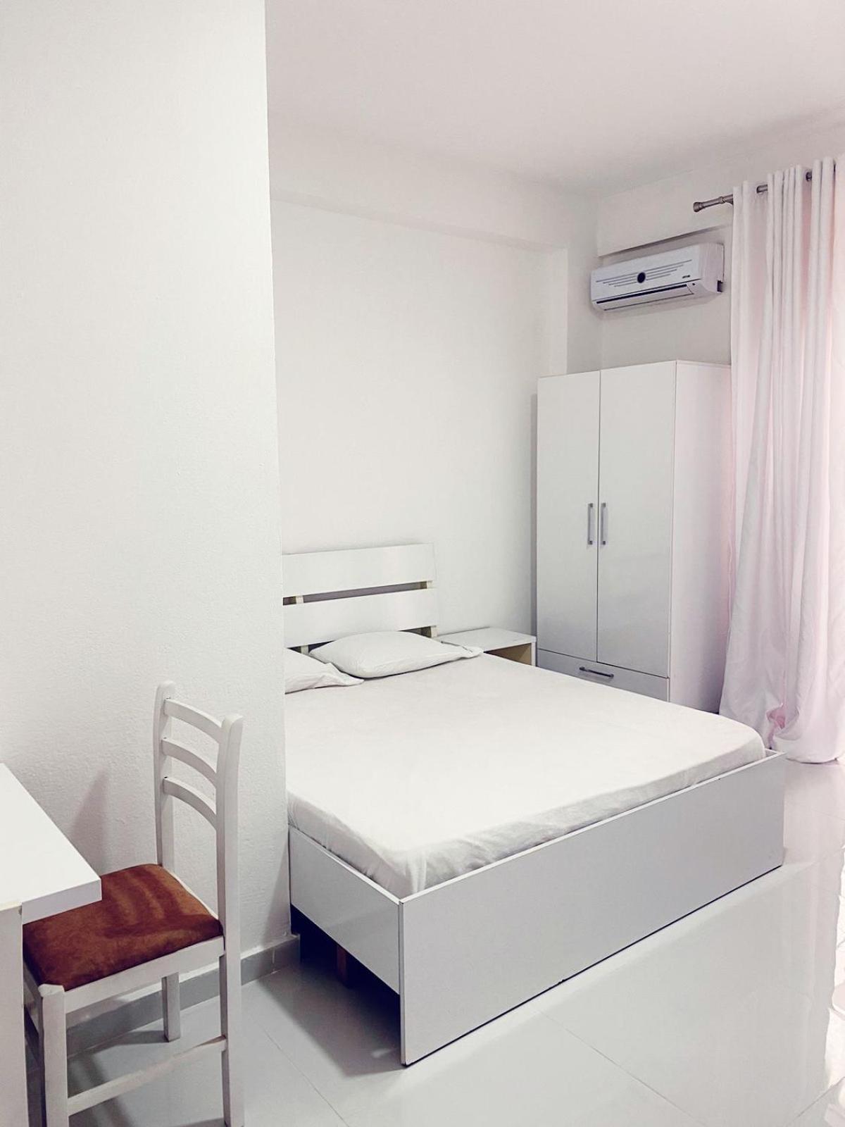 Rai Rooms ドゥラス エクステリア 写真